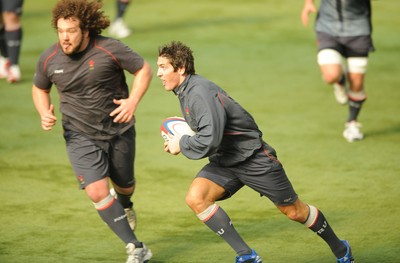 26.02.08 - Wales Rugby Training - James Hook during training 