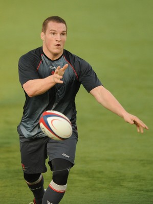 26.02.08 - Wales Rugby Training - Gethin Jenkins during training 