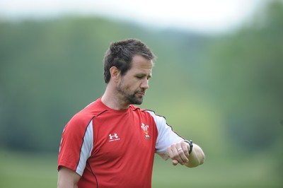 26.05.10 - Wales Rugby Training and Press Conference - Craig White during training. 