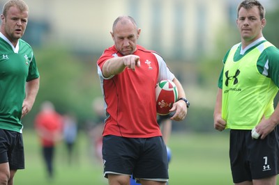 26.05.10 - Wales Rugby Training and Press Conference - Wales forwards coach Robin McBryde during training. 