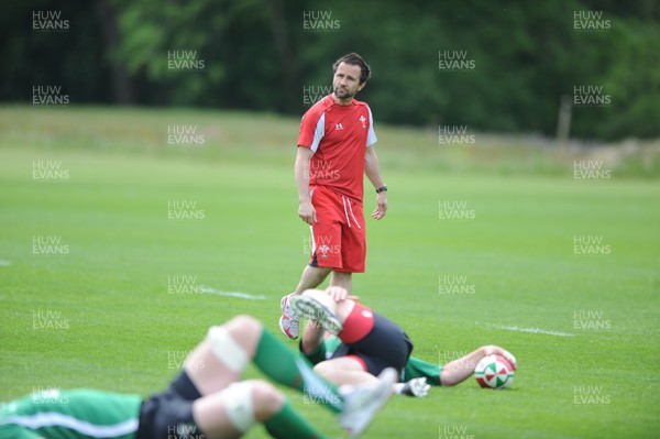 26.05.10 - Wales Rugby Training and Press Conference - Craig White during training. 
