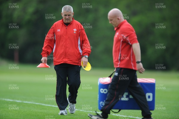 26.05.10 - Wales Rugby Training and Press Conference - Wales head coach Warren Gatland and defence coach Shaun Edwards during training. 