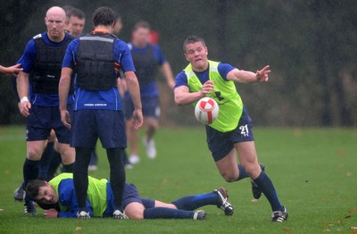 26.10.10 - Wales Rugby Training - Tavis Knoyle in action during training. 