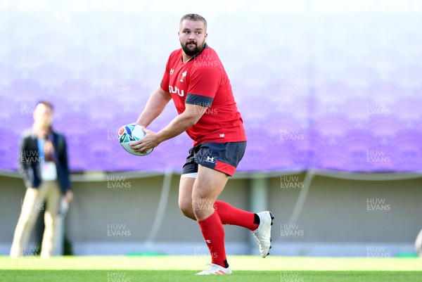 261019 - Wales Rugby Training - Tomas Francis during training