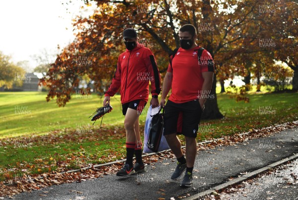 261020 - Wales Rugby Training - Justin Tipuric and Nicky Smith during training