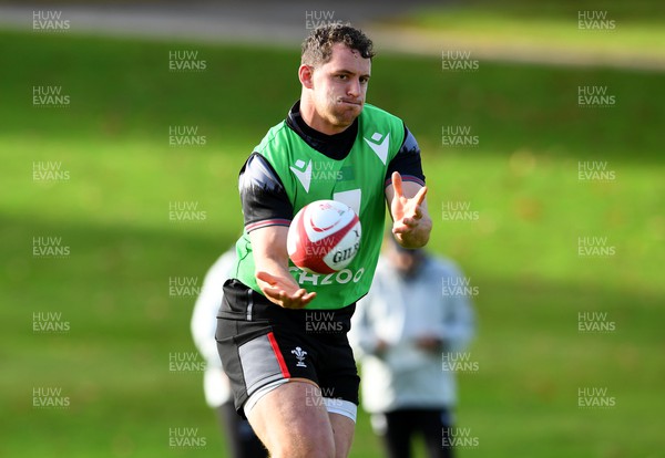 261022 - Wales Rugby Training - Ryan Elias during training