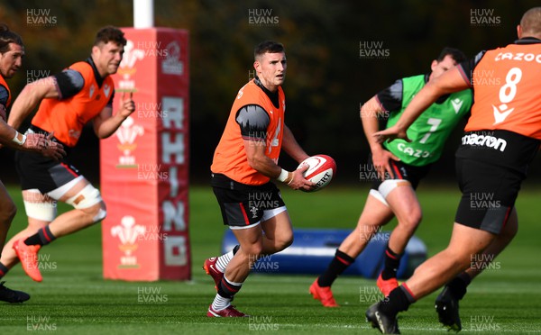 261022 - Wales Rugby Training - Dane Blacker during training