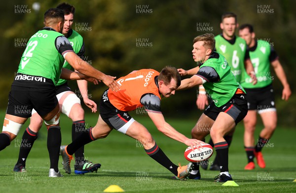 261022 - Wales Rugby Training - Nick Tompkins during training