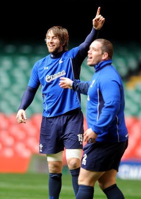 26.11.10 - Wales Rugby Training - Ryan Jones during training. 