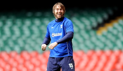 26.11.10 - Wales Rugby Training - Ryan Jones during training. 