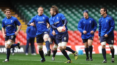 26.11.10 - Wales Rugby Training - Ryan Jones during training. 
