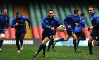 26.11.10 - Wales Rugby Training - Stephen Jones during training. 