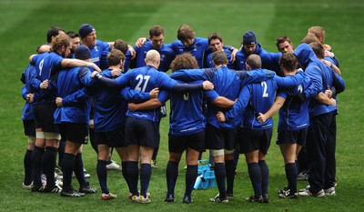 26.11.10 - Wales Rugby Training - Wales huddle during training. 