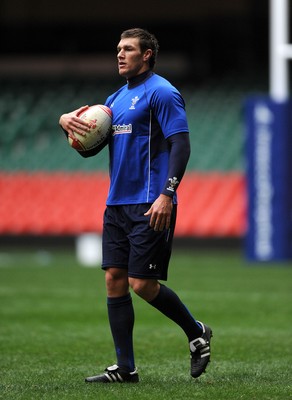 26.11.10 - Wales Rugby Training - Tom James during training. 
