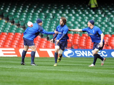 26.11.10 Wales Rugby Captains Run... Ryan Jones during training. 
