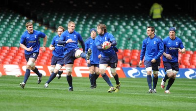 26.11.10 Wales Rugby Captains Run... Ryan Jones during training. 