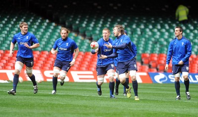 26.11.10 Wales Rugby Captains Run... Ryan Jones during training. 