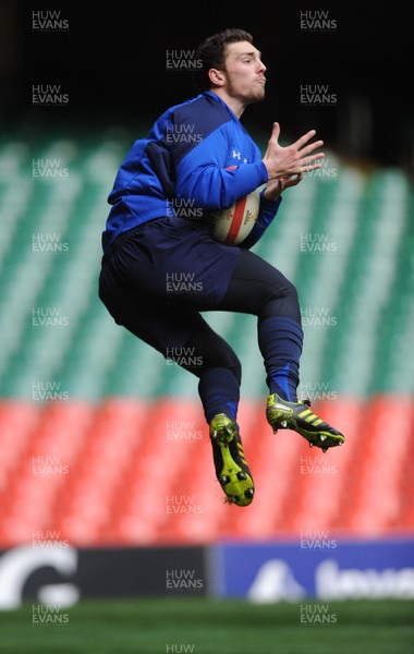 26.11.10 - Wales Rugby Training - George North during training. 