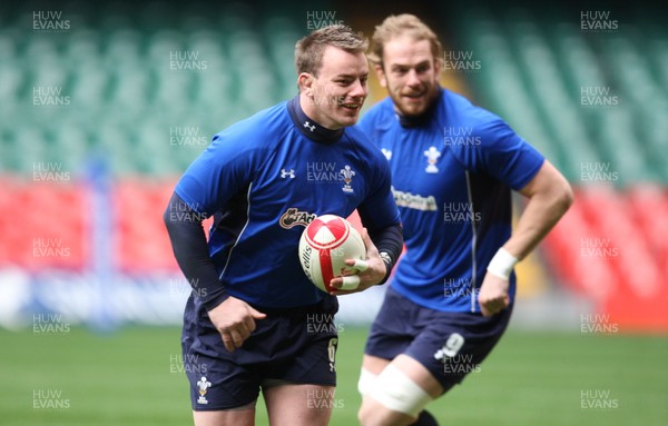 26.11.10...Wales Rugby Captains run -  Wales' Matthew Rees during training 