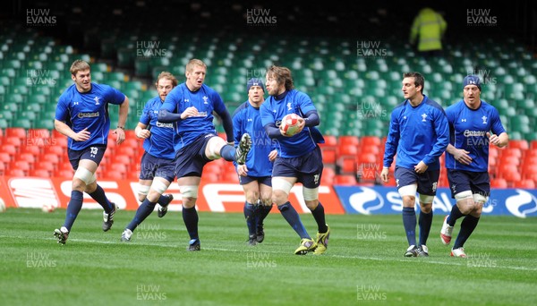 26.11.10 Wales Rugby Captains Run... Ryan Jones during training. 