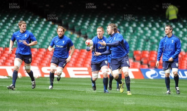 26.11.10 Wales Rugby Captains Run... Ryan Jones during training. 