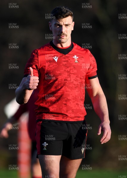 261120 - Wales Rugby Training - Johnny Williams during training