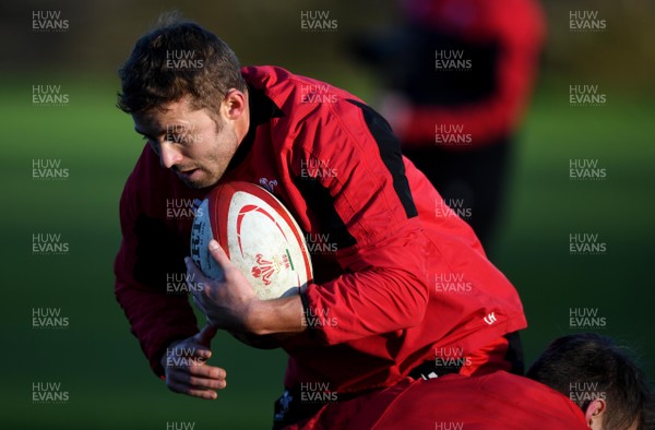 261120 - Wales Rugby Training - Leigh Halfpenny during training