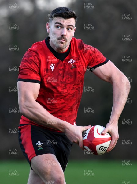 261120 - Wales Rugby Training - Johnny Williams during training