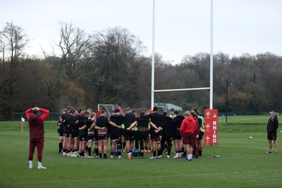 261125 - Wales Rugby Training ahead of their final Quilter Nations Series game against South Africa - Wales team huddle