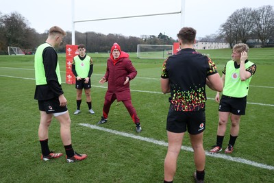 261125 - Wales Rugby Training ahead of their final Quilter Nations Series game against South Africa - Steve Tandy, Head Coach with the Wales U19s 