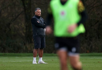 261125 - Wales Rugby Training ahead of their final Quilter Nations Series game against South Africa - Dragons Head Coach Filo Tiatia
