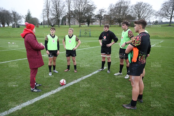 261125 - Wales Rugby Training ahead of their final Quilter Nations Series game against South Africa - Steve Tandy, Head Coach with the Wales U19s 