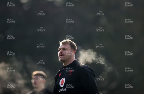 261125 - Wales Rugby Training ahead of their final Quilter Nations Series game against South Africa - Dewi Lake during training