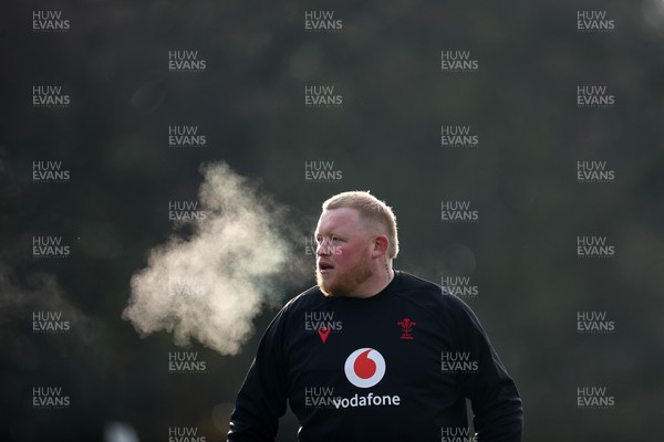 261125 - Wales Rugby Training ahead of their final Quilter Nations Series game against South Africa - Keiron Assiratti during training