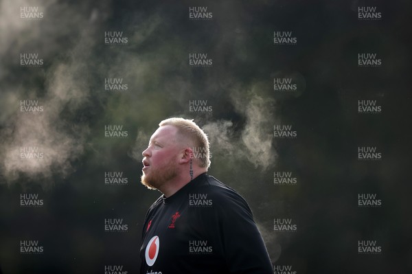 261125 - Wales Rugby Training ahead of their final Quilter Nations Series game against South Africa - Keiron Assiratti during training