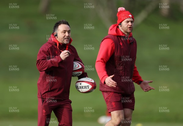 261125 - Wales Rugby Training ahead of their final Quilter Nations Series game against South Africa - Matt Sherratt, Attack Coach and Dan Lydiate, Assistant Defence Coach during training