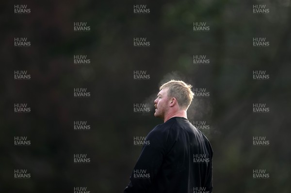 261125 - Wales Rugby Training ahead of their final Quilter Nations Series game against South Africa - Dewi Lake during training