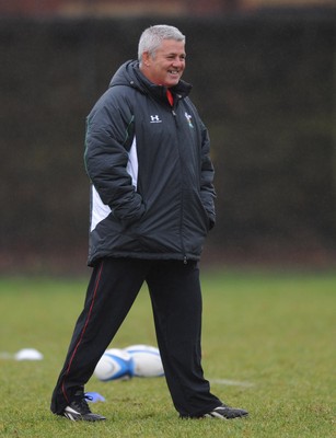 27.01.09 - Wales Rugby Training - Wales head coach, Warren Gatland looks on during training. 