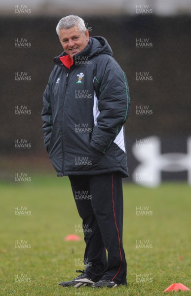 27.01.09 - Wales Rugby Training - Wales head coach, Warren Gatland looks on during training. 