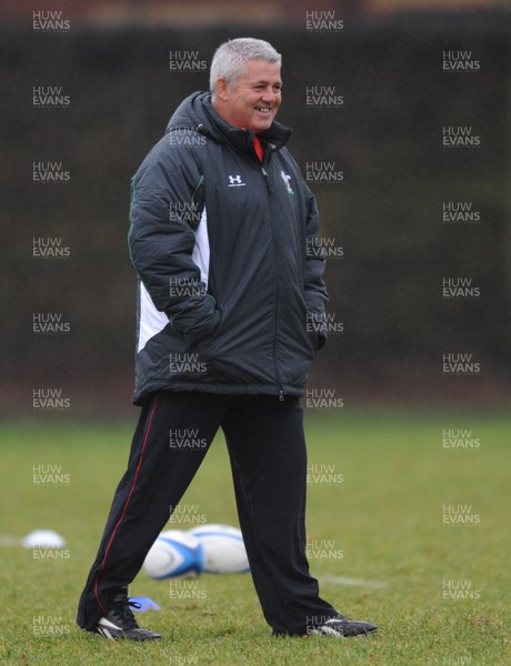 27.01.09 - Wales Rugby Training - Wales head coach, Warren Gatland looks on during training. 