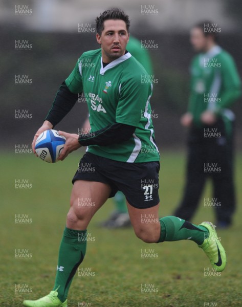 27.01.09 - Wales Rugby Training - Gavin Henson in action during training. 