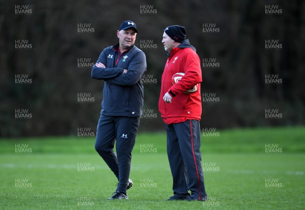 270120 - Wales Rugby Training - Wayne Pivac and Neil Jenkins