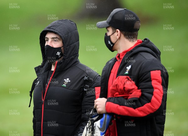260121 - Wales Rugby Training - Wyn Jones and Kieran Hardy during training