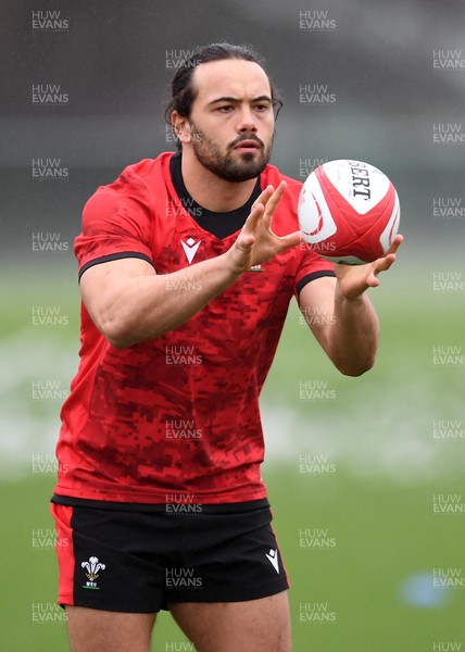 260121 - Wales Rugby Training - Josh Macleod during training