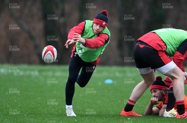 260121 - Wales Rugby Training - Gareth Davies during training