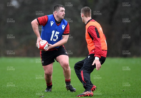 260121 - Wales Rugby Training - Wyn Jones during training