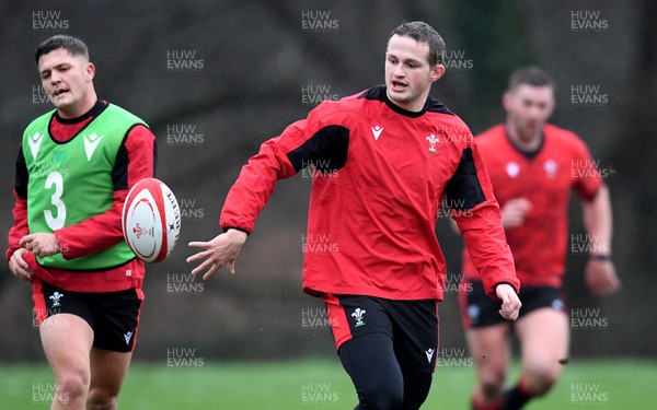 260121 - Wales Rugby Training - Hallam Amos during training