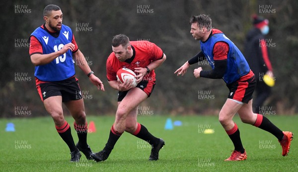 260121 - Wales Rugby Training - Dan Lydiate during training