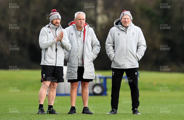 270123 - Wales Rugby Training - Mike Forshaw, Warren Gatland and Neil Jenkins during training