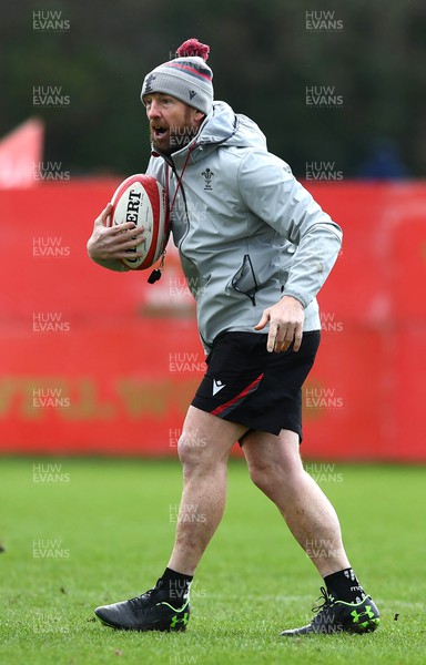 270123 - Wales Rugby Training - Mike Forshaw during training